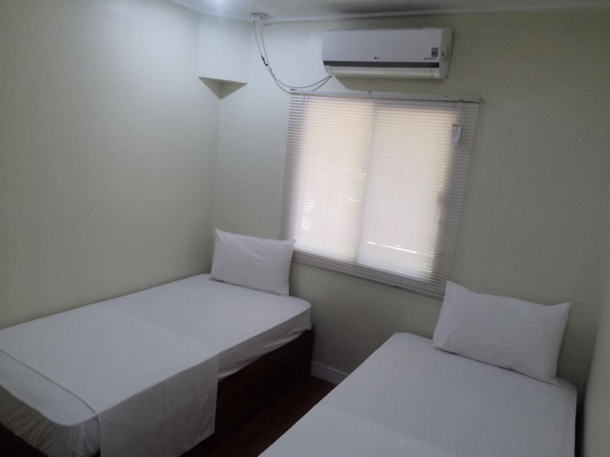 Casa Saudade Condotels And Transient Rooms Olongapo City Exteriör bild